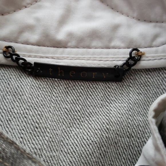 SALE⚡️NWOT Theory Maddox Crop Denim Jacket Sz L - Picture 8 of 10